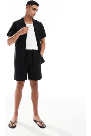 South Beach Sorte strandshorts i seersucker med tonede-striber