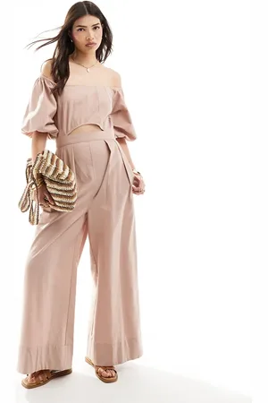 ASOS Grålilla bardot-jumpsuit med pufærmer og udskæringsdetalje foran-Lyserød