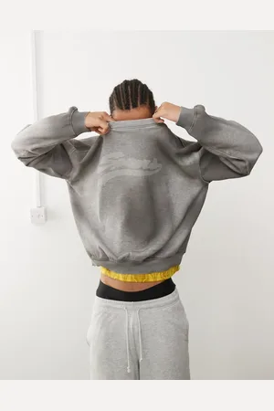 Weekday Liam - og oversized sweatshirt i spray-vask med falmet og grafisk print og flossede syningsdetaljer