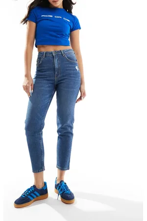 Bershka Mellemblå mom-jeans i comfort fit