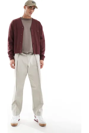 ASOS Beige chinobukser med lige ben og plisseringer-Neutral