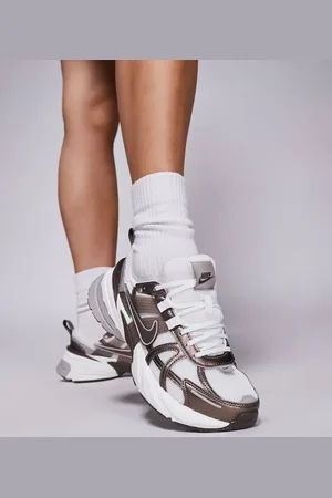 Nike V2K Run - og hvide sneakers-Neutral