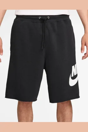 Nike Club - Sorte shorts med logo