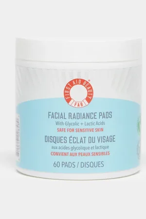 First Aid Beauty Facial Radiance Pads with Glycolic + Lactic Acids - 60 ansigtsrondeller
