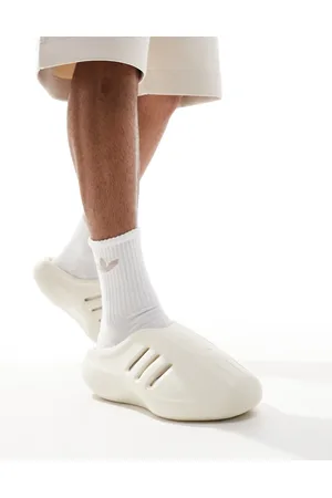 adidas AdiFOM IIInfinity - Sliders i offwhite-Hvid