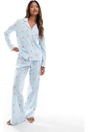 Boux Avenue Jul - Fleece-pyjamas med langærmet skjorte og bukser med isbjørneprint og medfølgende gavepose
