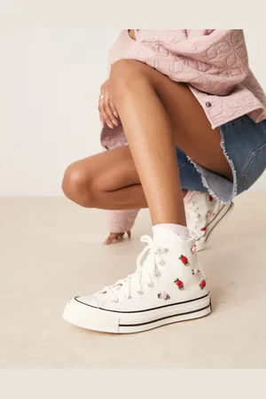 Converse Hearts Chuck 70 Hi - Hvide sneakers med rosedetaljer