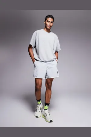 Nike Heritage - Grå vævede shorts