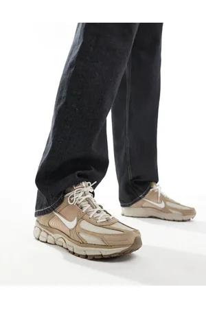 Nike Zoom Vomero 5 - Lysebrune sneakers