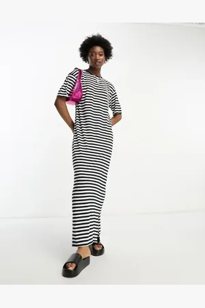 Noisy May T-shirt-maxikjole med sorte og hvide striber-Black
