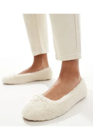 Bershka Hvide ballerina-pumps i shearling
