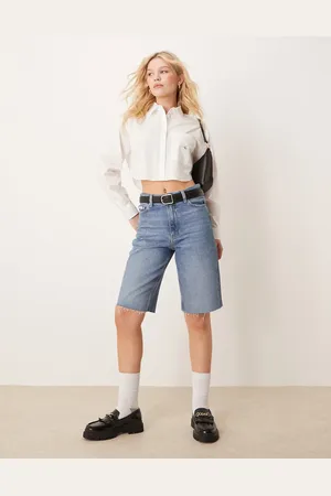 Calvin Klein Lange bermuda-shorts i lys vask-Blå
