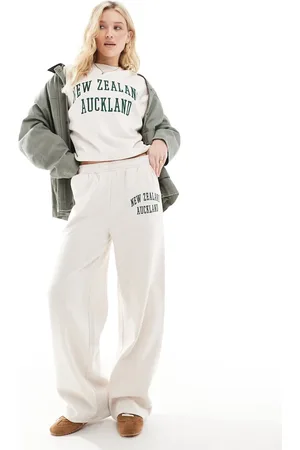 ASOS Joggingbukser med lige ben og 