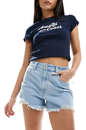 Hollister Højtaljede mom-shorts med flossede kanter i lyseblå vask
