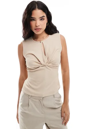 Closet Cremehvid bluse med snoning
