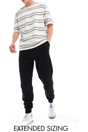 ASOS Essentials - Tapered og sorte joggingbukser