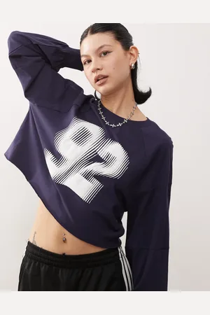 Monki Cropped T-shirt med lange ærmer og grafisk 