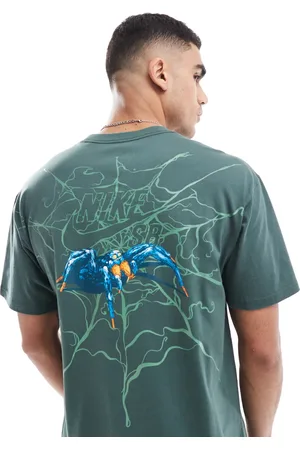 Nike T-shirt med edderkoppegrafik