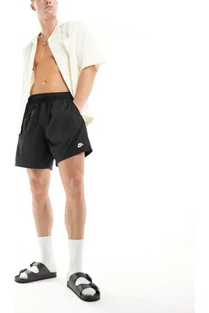 Nike Club - Sorte shorts