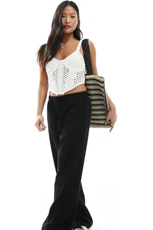 Stradivarius Petite - Sorte skræddersyede pull on-bukser