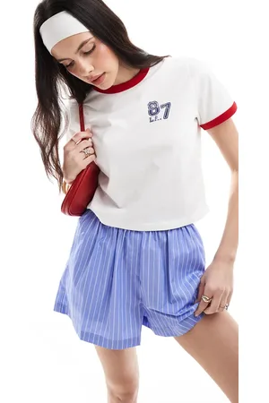 Miss Selfridge Baby-T-shirt med grafisk print og røde kontrastkanter