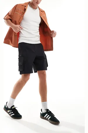 Bershka Sorte nylonshorts med cargolommer
