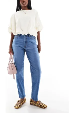 Miss Selfridge Mellemblå og forvaskede mom-jeans