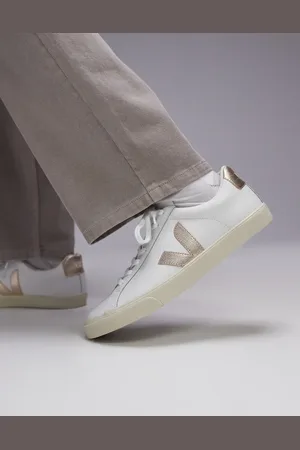 Veja Esplar - Kridhvide sneakers med logo i ægte læder