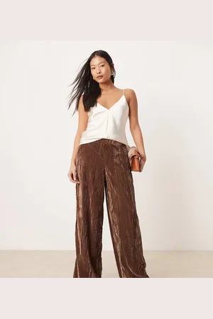 ASOS ASOS DESIGN Petite - Chokoladebrune pull-on bukser i krøllet velour