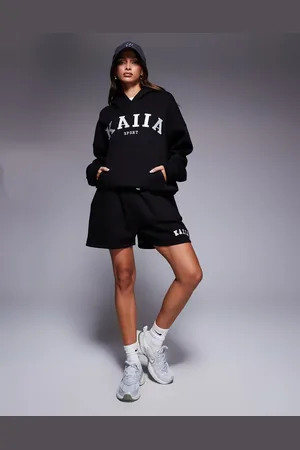 Kaiia Sorte sweat-shorts med broderet logo - Del af sæt