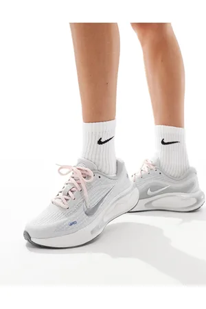Nike Journey Run - Grå sneakers
