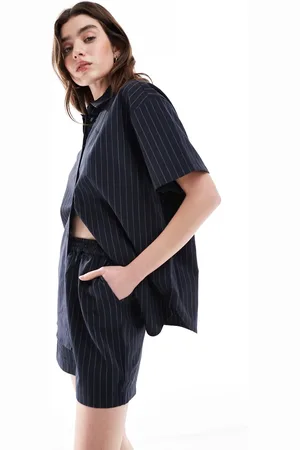 JDY Oversized shorts med nålestriber - Del af sæt