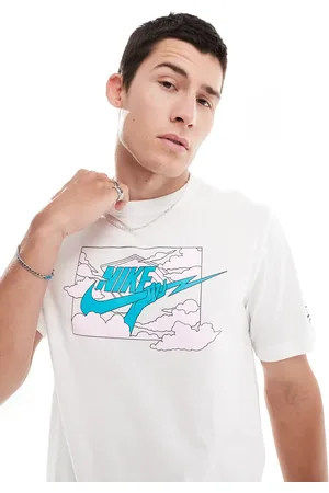 Nike Hvid T-shirt med Swoosh-lyngrafik