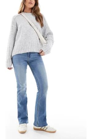 Hollister Bootcut-jeans med mellemhøj talje i mellemblå vask