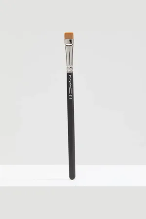 Mac Flad definer-børste 212 fra -Ingen farve