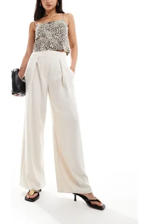River Island Cremehvide bukser med vide ben og plisseringer