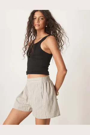 ASOS Beige skræddersyede shorts med striber og boksershorts-design i hørlook-Multifarvet