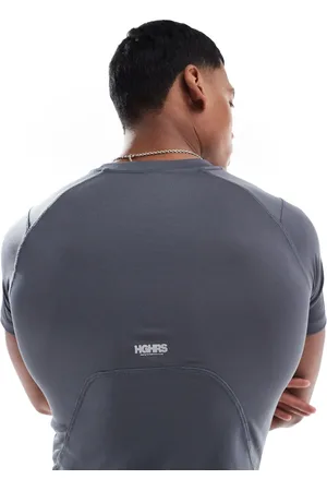 Bershka Grå T-shirt i slim fit