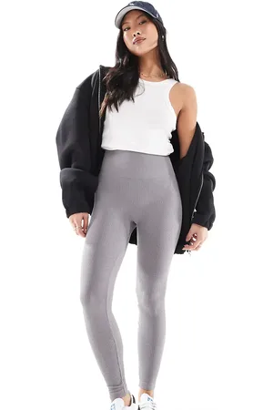 Stradivarius Petite - Koksgrå sømløse leggings i ribstrik
