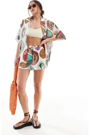 ASOS Shorts med pladeprint i satin - Del af sæt