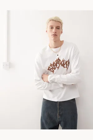 Weekday T-shirt med lange ærmer og grafisk print foran i firkantet pasform