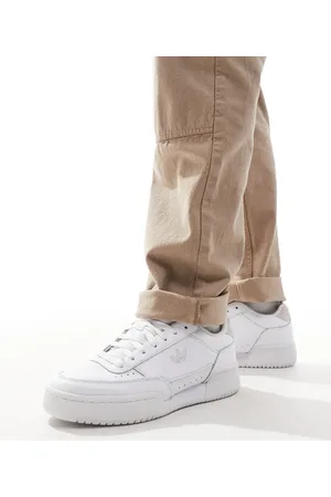 adidas Court Super - Sneakers i og grå