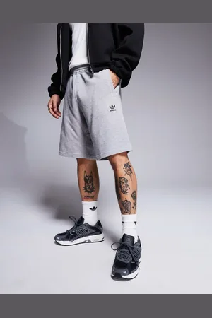 adidas Essentials - Gråmelerede shorts