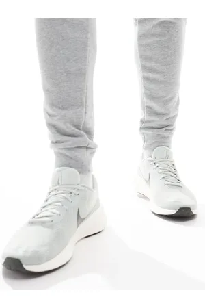 Nike Revolution 7 - Lyse sølvfarvede sneakers
