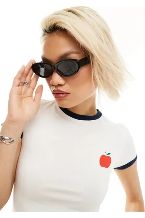 Motel Hvid baby-T-shirt med kontrasterende kanter og æblemotiv