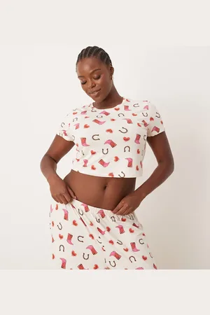 Urban Threads Curve - Pyjamassæt med T-shirt og bukser med cowboystøvleprint i polyester