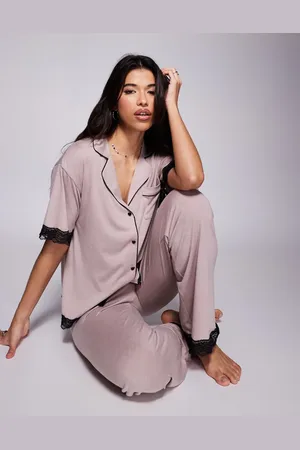 River Island Lyserødt pyjamassæt med blondekant i jersey