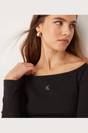 Calvin Klein Sort offshoulder-top - Kun hos ASOS