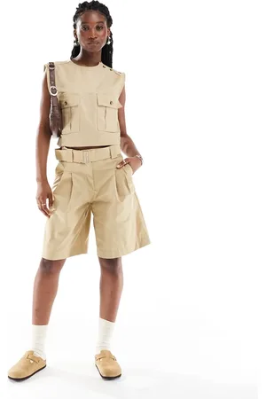 MANGO Gyldenbrune bermudashorts - Del af sæt