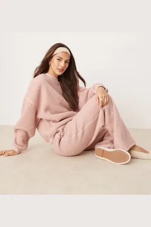 ASOS Pudderlyserødt vamset lounge-sæt med sweatshirt og bukser med vide ben